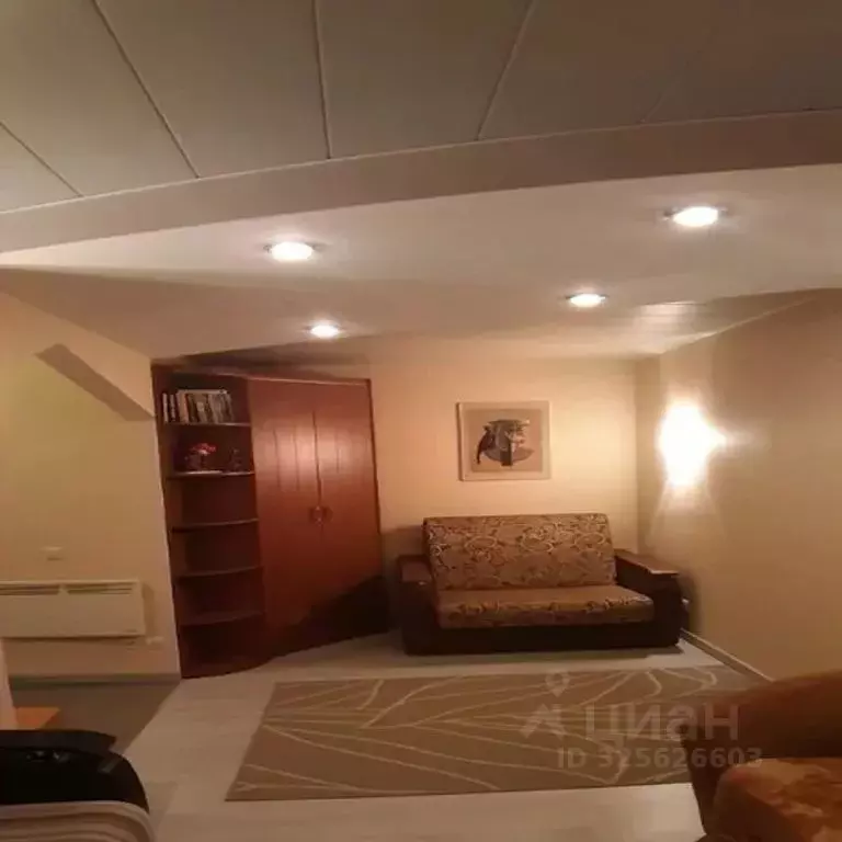 1-к кв. Магаданская область, Магадан Якутская ул., 43 (33.0 м) - Фото 1