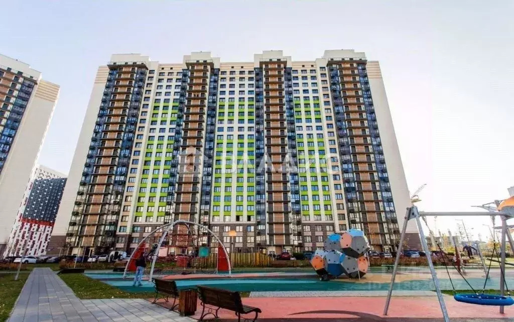 3-к кв. Москва Внуковское поселение, ул. Анны Ахматовой, 16 (84.0 м) - Фото 0