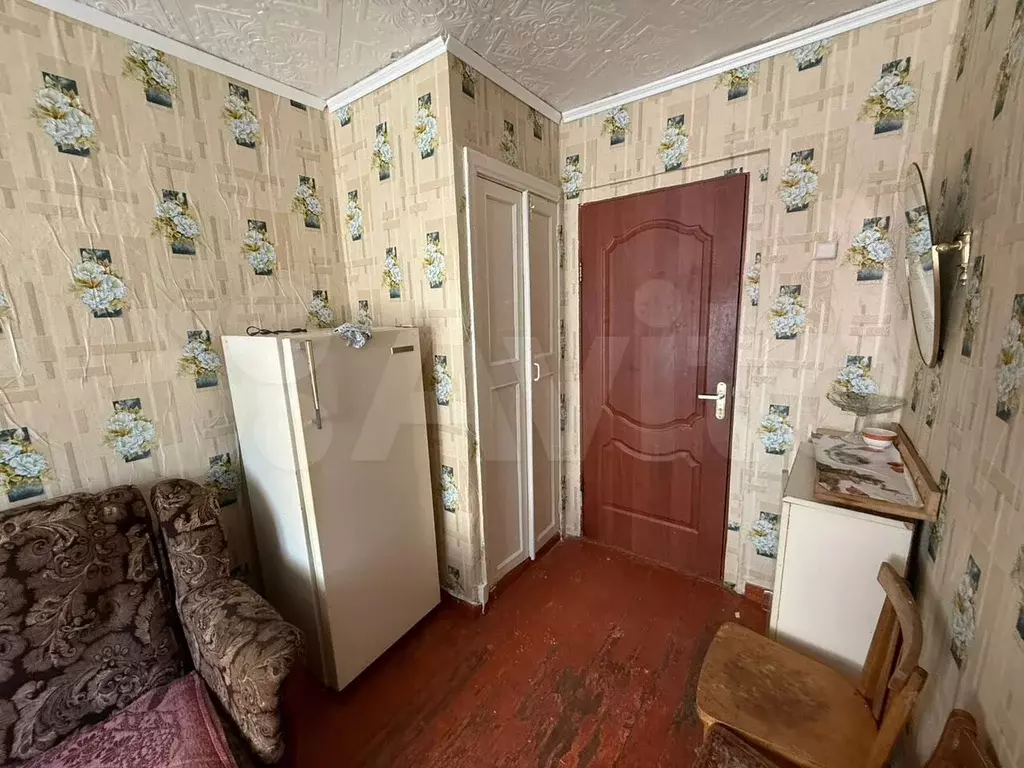 Комната 9,5 м в 5-к., 2/4 эт. - Фото 0
