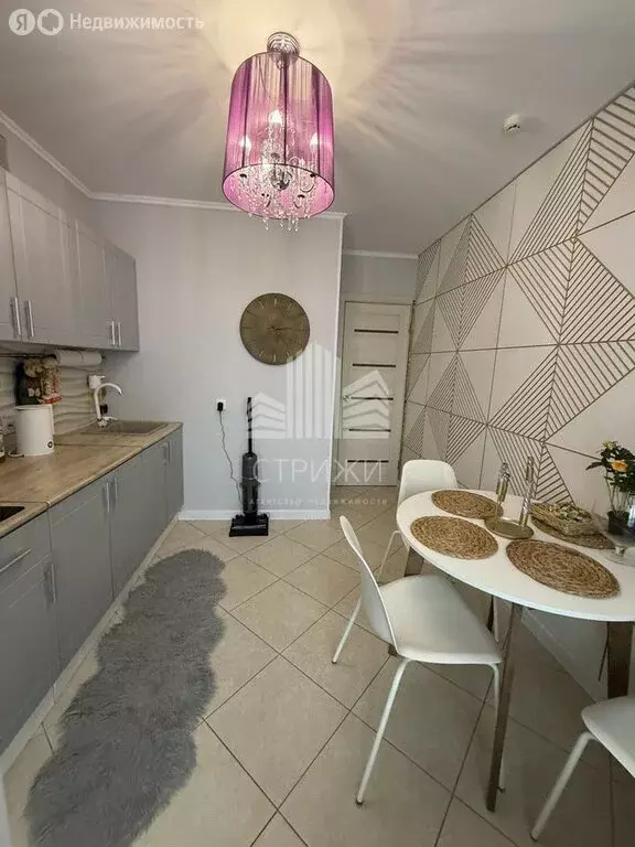 1-комнатная квартира: посёлок городского типа Стройкерамика, улица ... - Фото 2