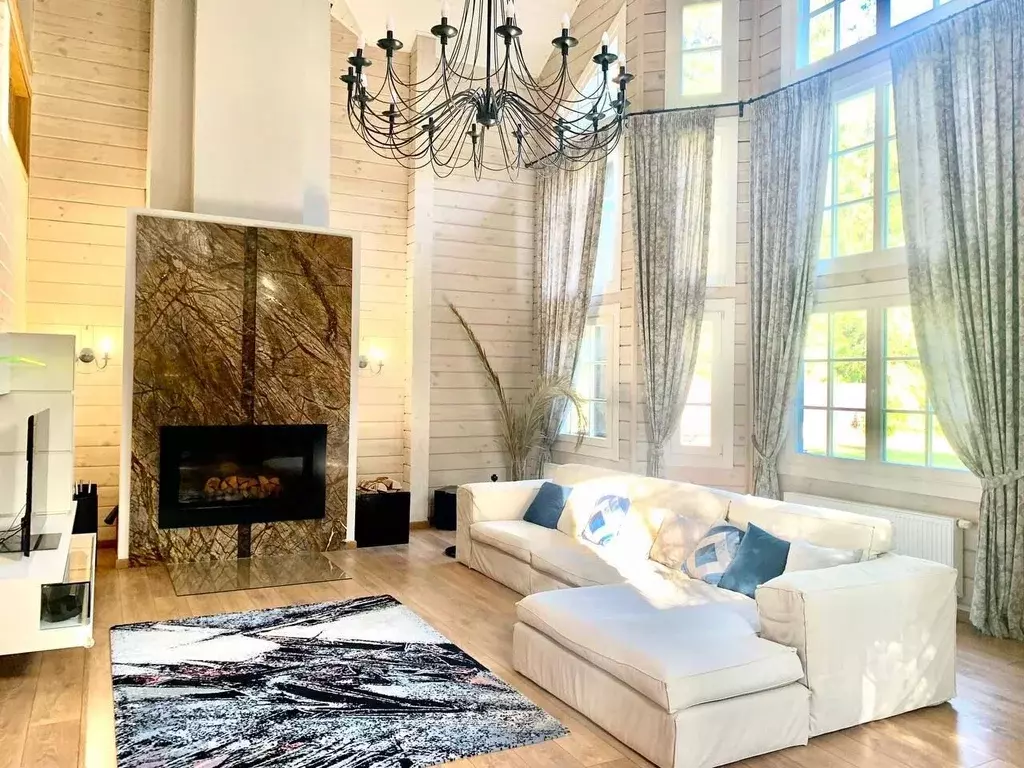 Коттедж в Санкт-Петербург пос. Комарово, ул. 1-я Дачная, 57 (333 м) - Фото 1