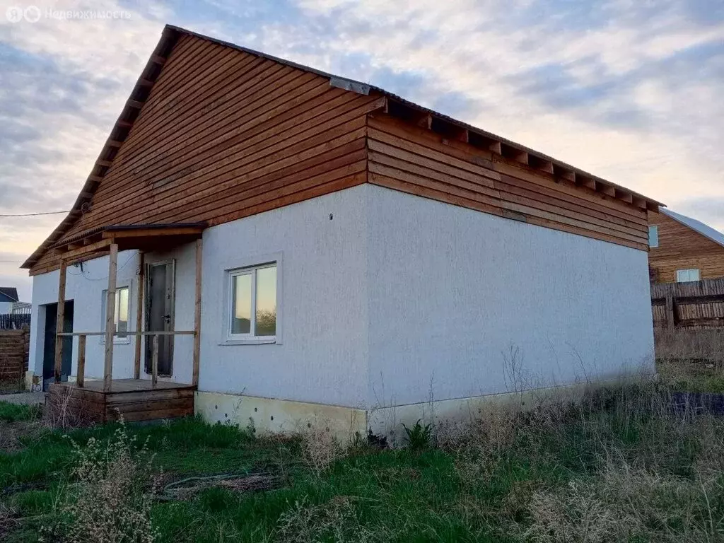 Дом в деревня Грановщина, улица Вампилова (110 м) - Фото 1