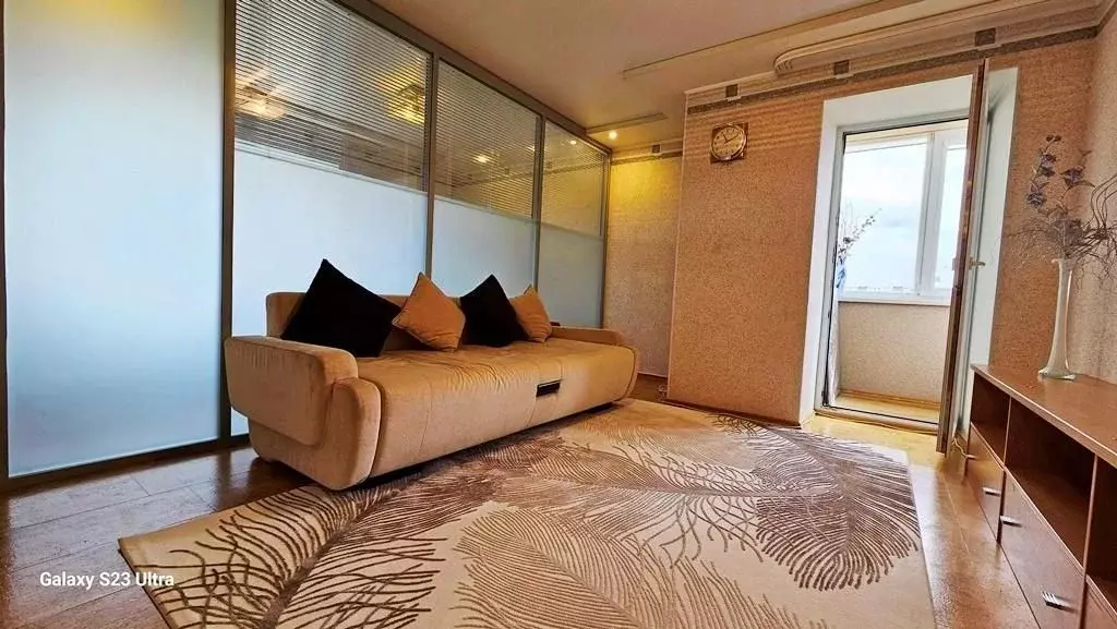 2-к кв. Свердловская область, Екатеринбург ул. Бабушкина, 29 (75.0 м) - Фото 1