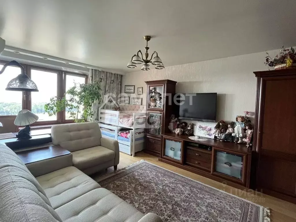 3-к кв. Москва ул. Генерала Тюленева, 25 (65.0 м) - Фото 2