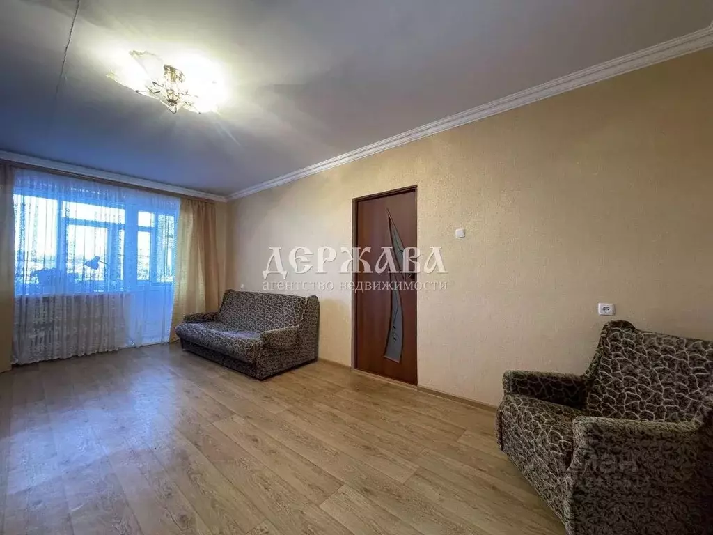 2-к кв. Белгородская область, Старый Оскол ул. Свободы, 19 (64.5 м) - Фото 1