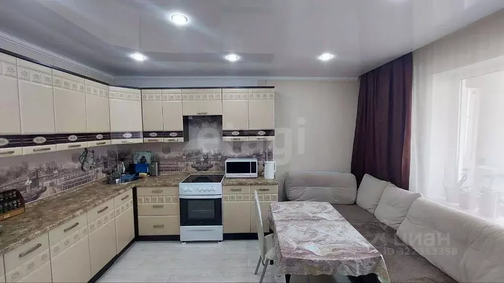 2-к кв. Ханты-Мансийский АО, Нягань 7-й мкр, 4 (56.7 м) - Фото 1