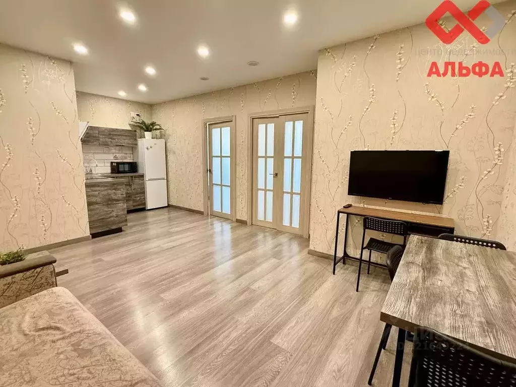 3-к кв. Кировская область, Киров Октябрьский просп., 117 (64.5 м) - Фото 1