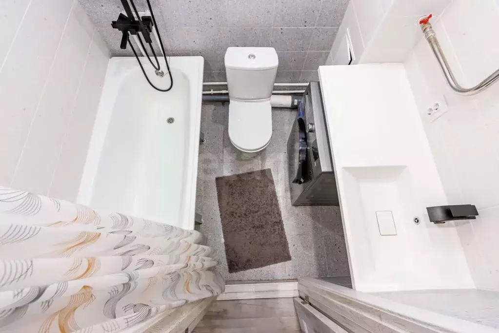 1-к кв. Тюменская область, Тюмень Кремлевская ул., 102 (38.1 м) - Фото 1