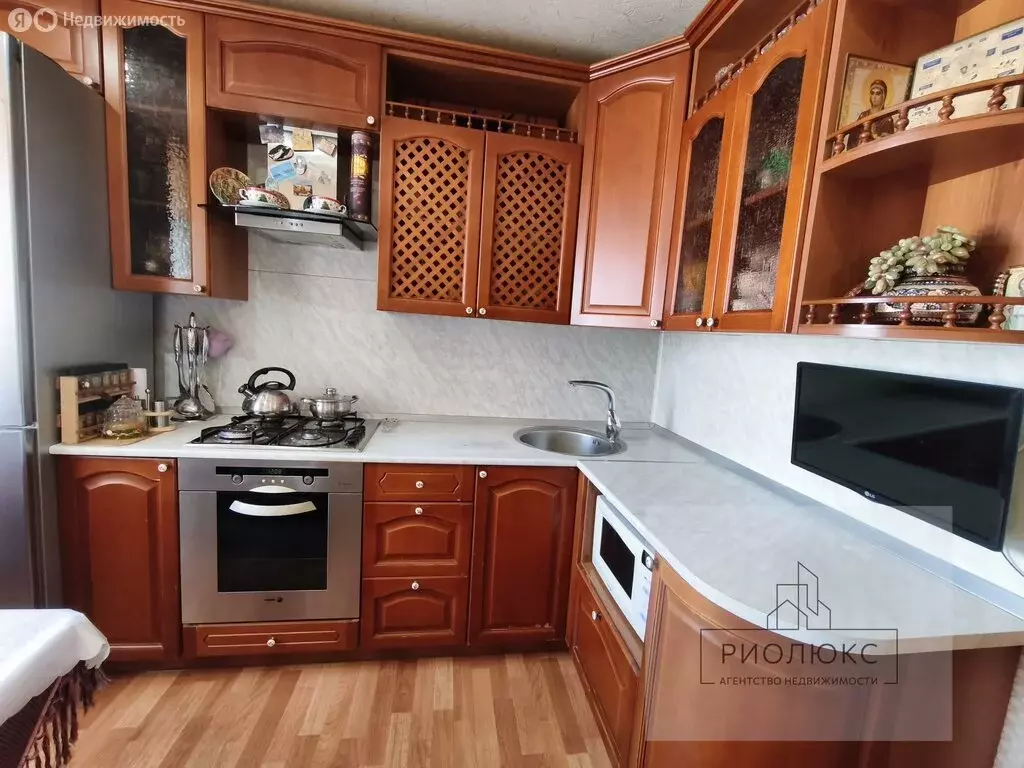 3-комнатная квартира: Магнитогорск, улица Труда, 3 (65.4 м) - Фото 1