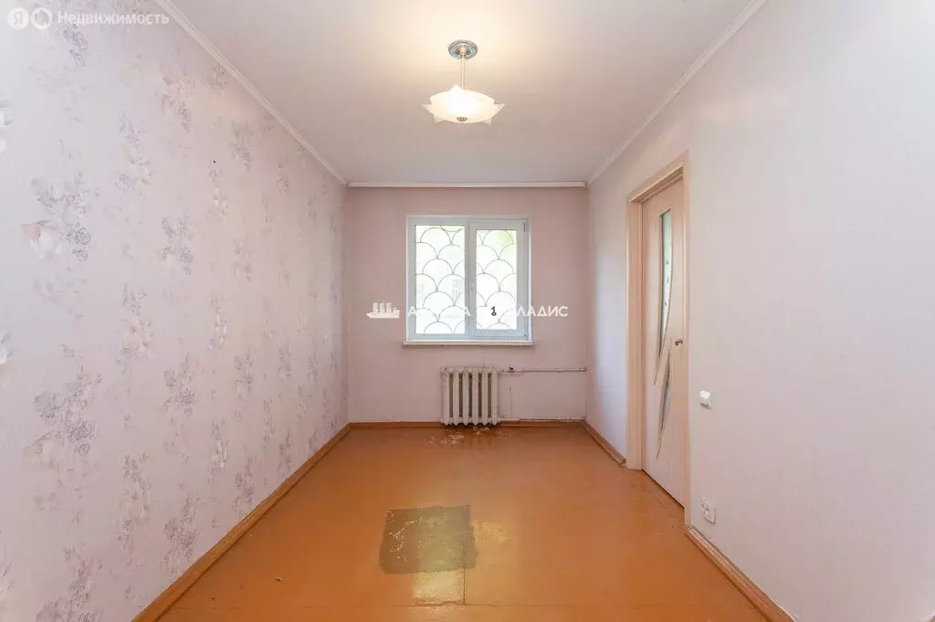 2-комнатная квартира: Магнитогорск, Енисейская улица, 72 (45.9 м) - Фото 0