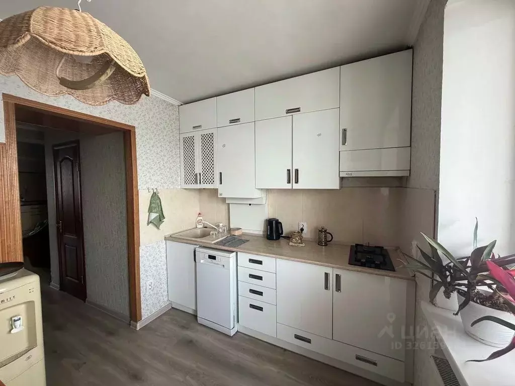 2-к кв. Крым, Феодосия ул. Чкалова, 96А (56.3 м) - Фото 1