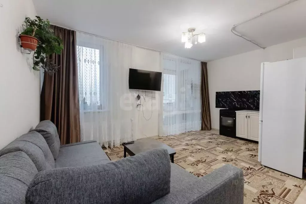 Студия Свердловская область, Екатеринбург ул. Тенистая, 6/2 (28.0 м) - Фото 1