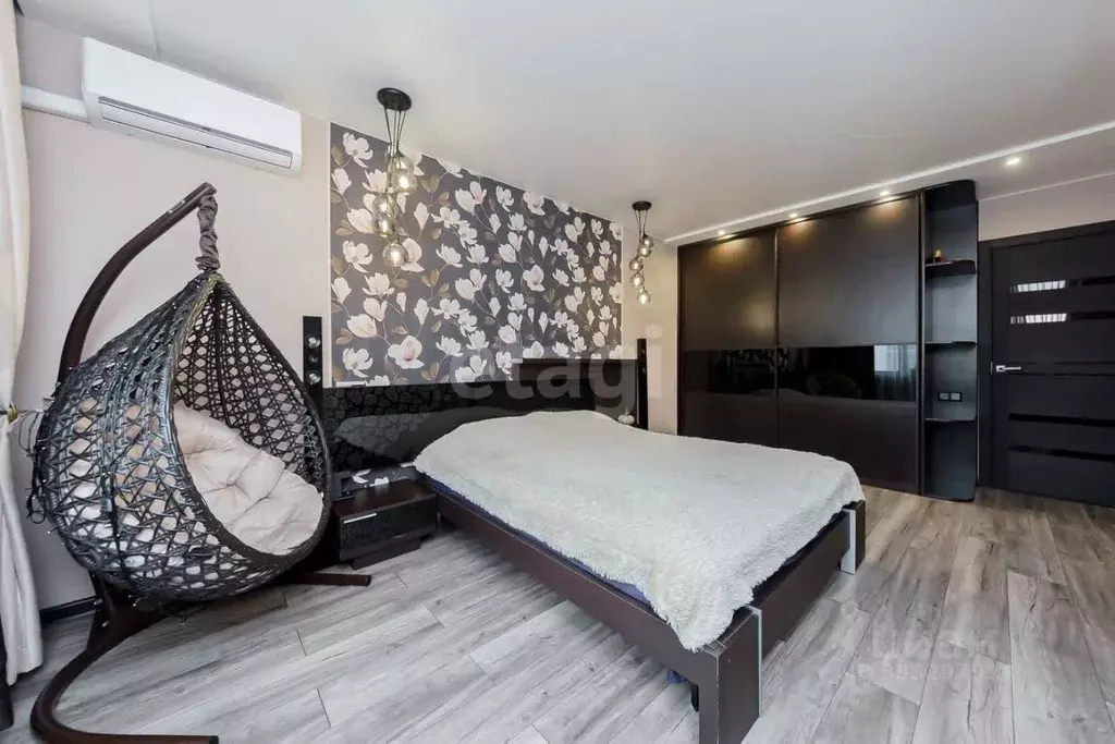 3-к кв. Тюменская область, Тюмень ул. Пермякова, 84к3 (91.0 м) - Фото 1