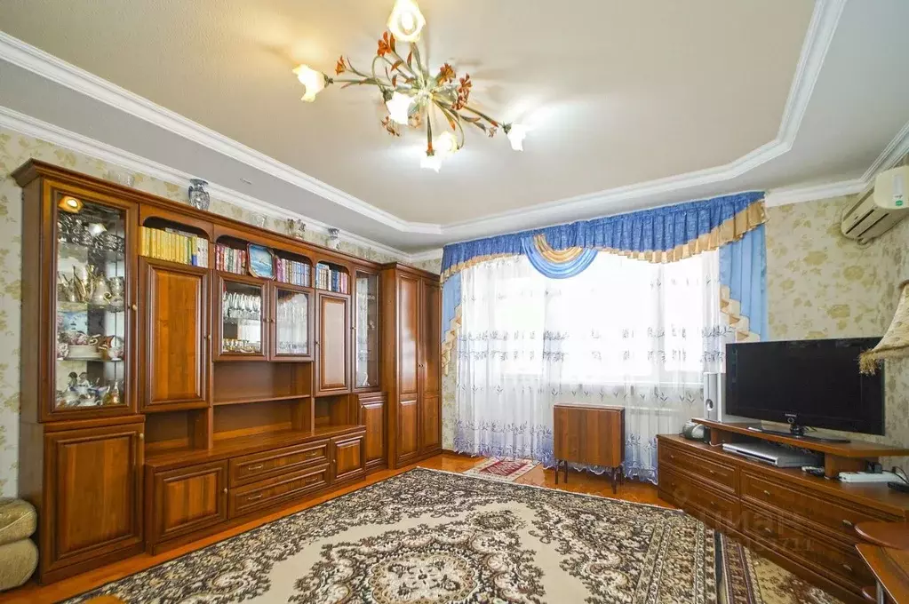 2-к кв. Краснодарский край, Динская ст-ца ул. Красная, 44 (60.4 м) - Фото 1