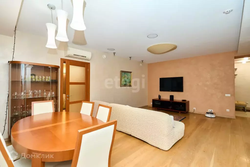 Продаётся 5-к квартира, 211.9 м - Фото 1