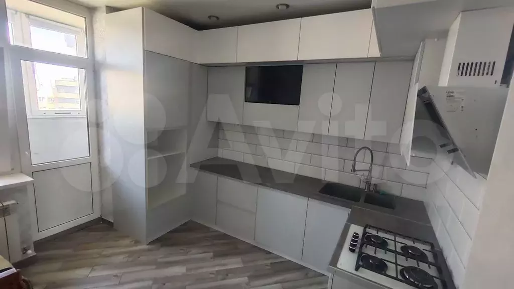 2-к. квартира, 60 м, 18/18 эт. - Фото 1