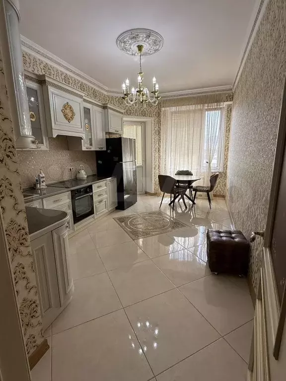 2-к. квартира, 110 м, 12/13 эт. - Фото 0