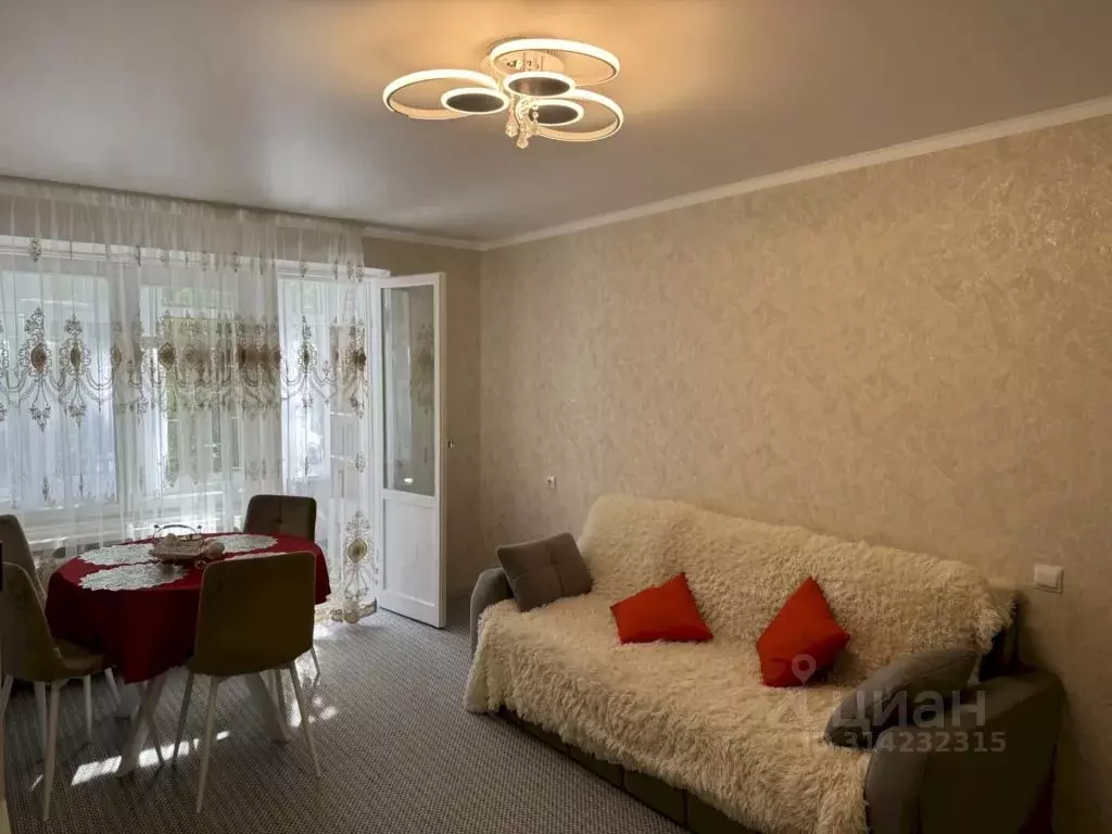 3-к кв. Краснодарский край, Геленджик ул. Гринченко, 34 (64.0 м) - Фото 0