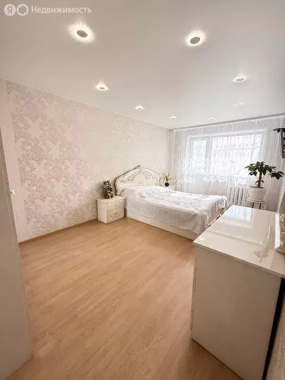 3-комнатная квартира: Братск, жилой район Центральный, Южная улица, ... - Фото 2