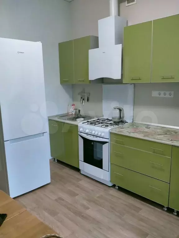2-к. квартира, 58 м, 2/3 эт. - Фото 0