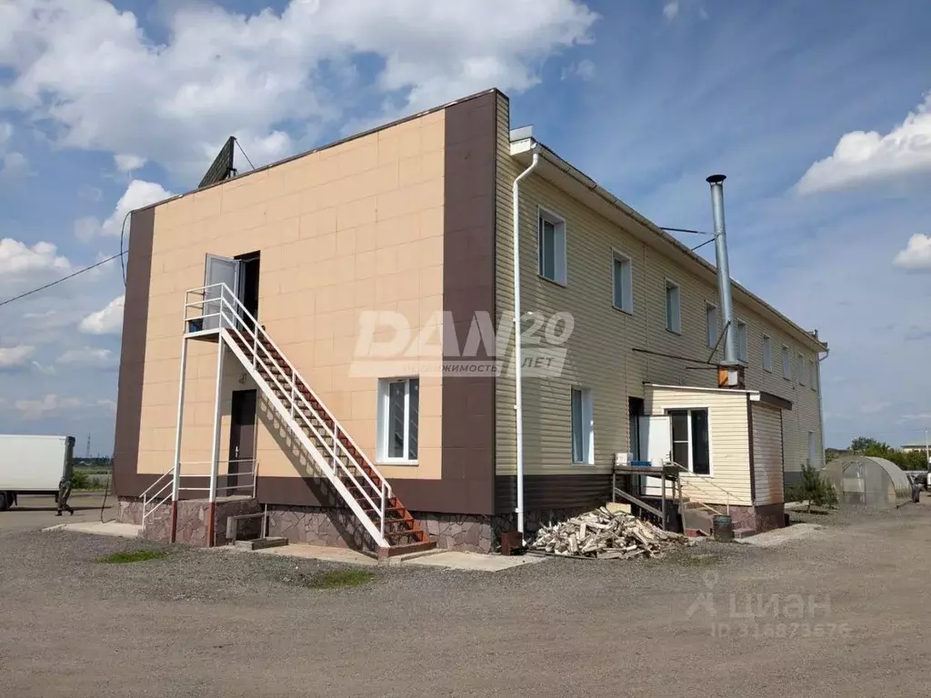 Торговая площадь в Челябинская область, Копейск ул. Ермака, 80/2 (329 ... - Фото 1
