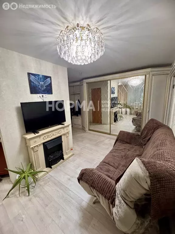 3-комнатная квартира: Октябрьский, улица Садовое Кольцо, 42 (51 м) - Фото 1