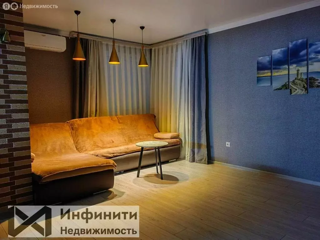 3-комнатная квартира: Ставрополь, улица Доваторцев, 77к1 (91 м) - Фото 2