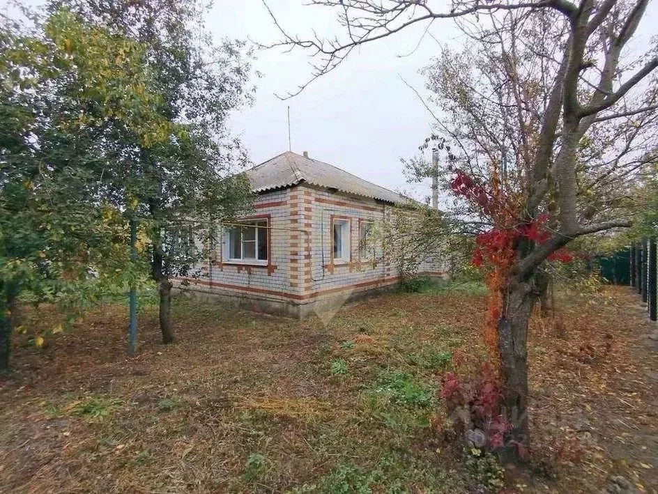 Дом в Белгородская область, Старооскольский городской округ, с. ... - Фото 1