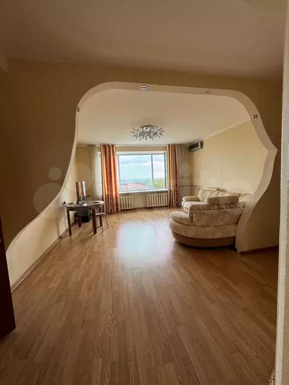 3-к. квартира, 100 м, 9/10 эт. - Фото 0