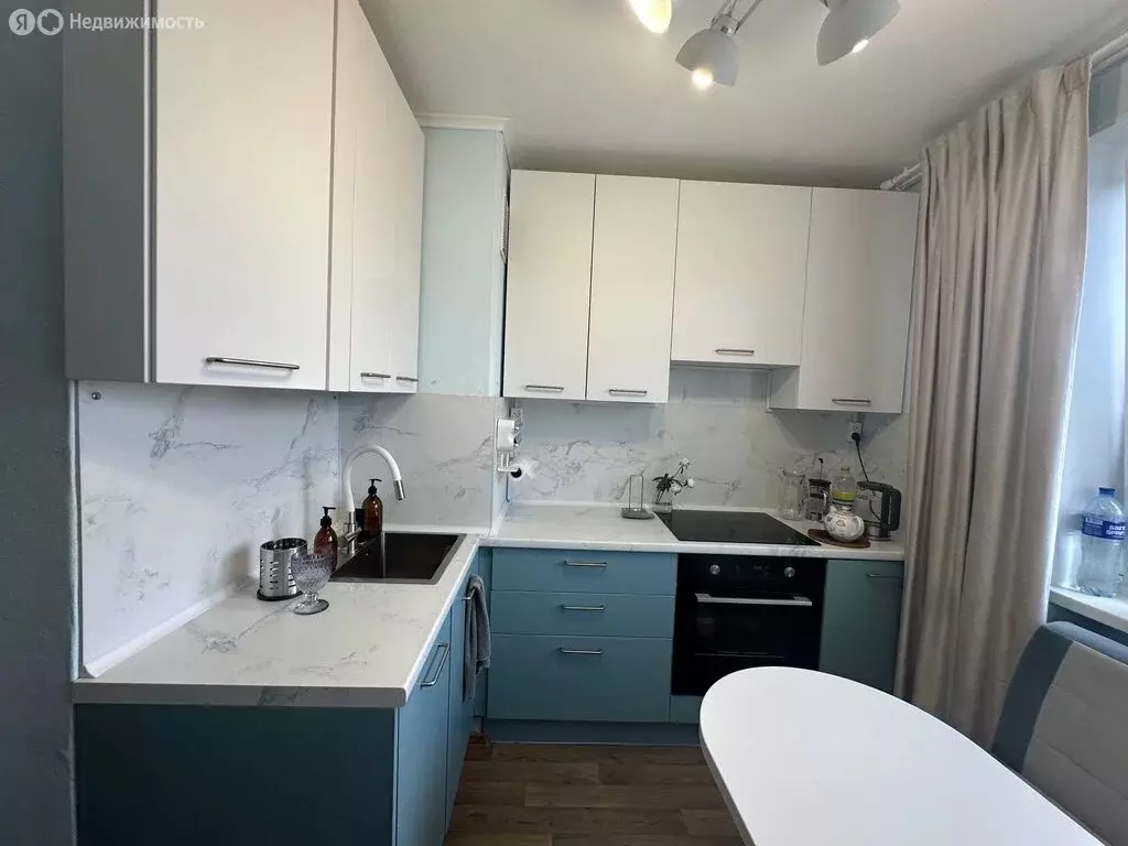 2-комнатная квартира: Санкт-Петербург, улица Передовиков, 37 (51 м) - Фото 0