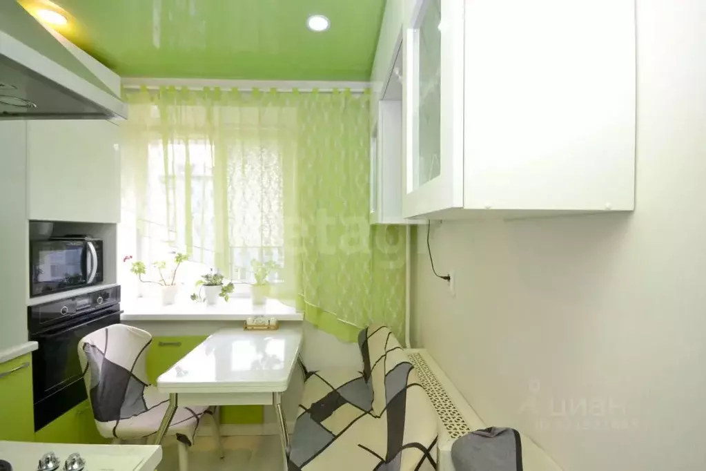 3-к кв. Саха (Якутия), Якутск ул. Халтурина, 6/1 (57.1 м) - Фото 1