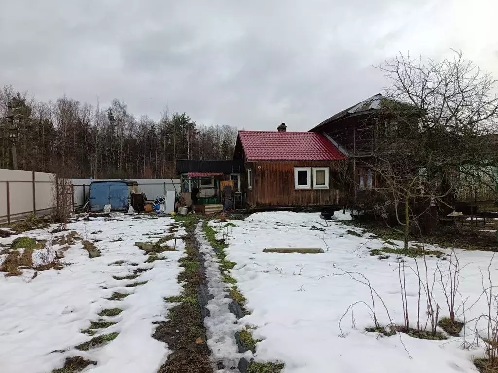 Дом в Ленинградская область, Кировский район, Синявинское городское ... - Фото 1