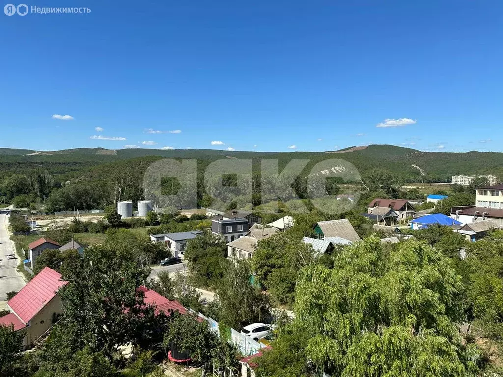 Дом в село Сукко, Советская улица, 143 (450 м) - Фото 1