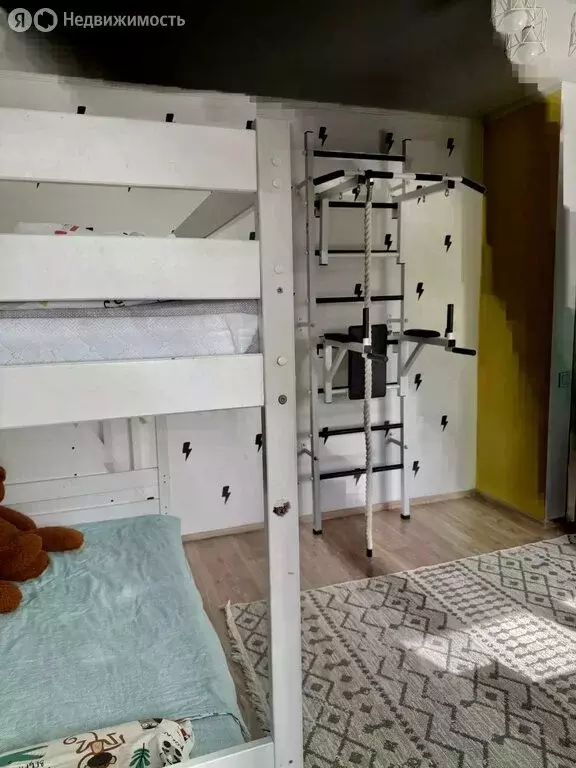 2-комнатная квартира: Тюмень, улица Ю.-Р.Г. Эрвье, 32к1 (62.8 м) - Фото 1