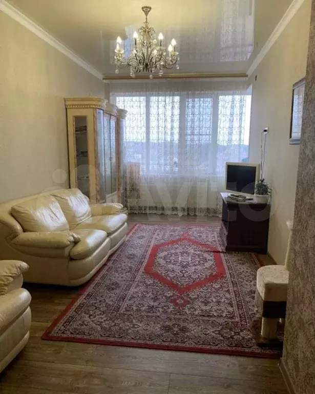 3-к. квартира, 100 м, 4/9 эт. - Фото 1