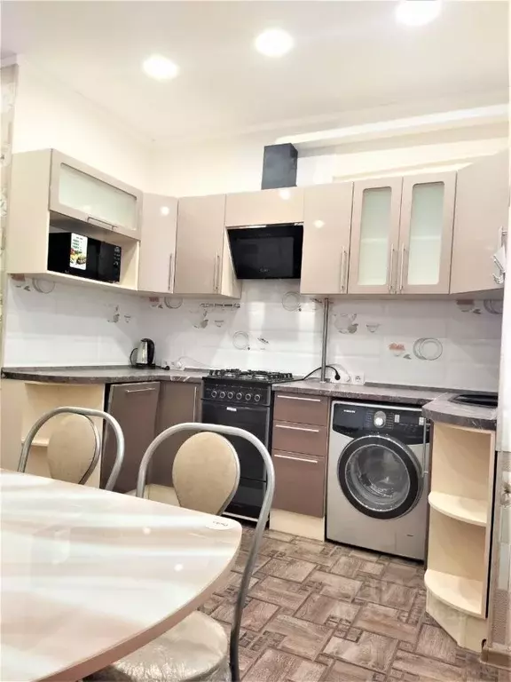 2-к кв. Крым, Симферополь ул. Севастопольская, 225 (70.0 м) - Фото 2