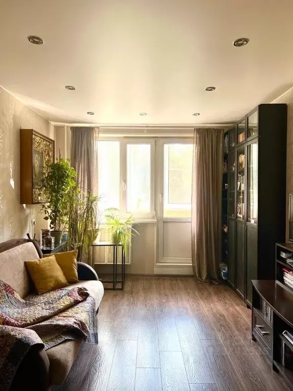 1-к кв. Санкт-Петербург Октябрьская наб., 122К4 (35.5 м) - Фото 1