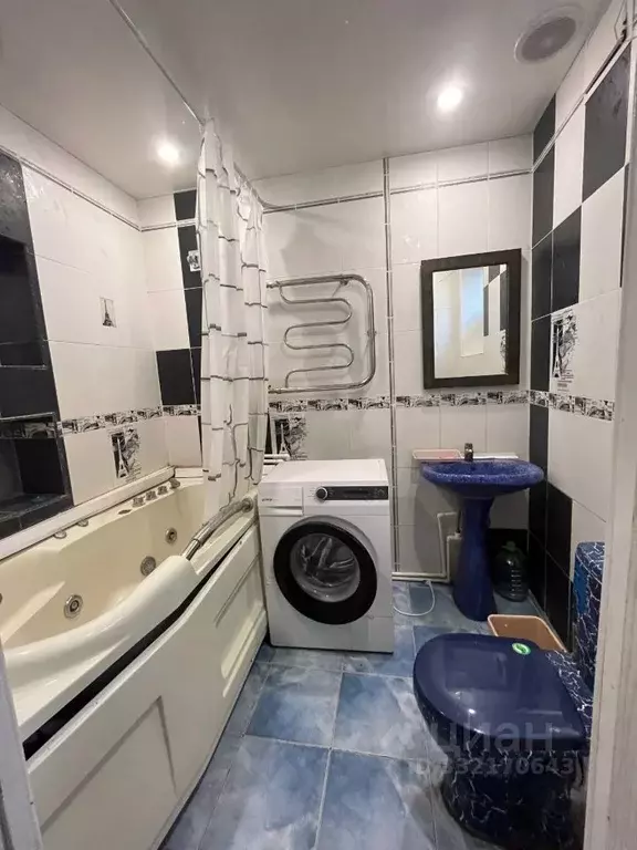 Дом в Ростовская область, Азов Азовский район, ул. Калинина (95 м) - Фото 1