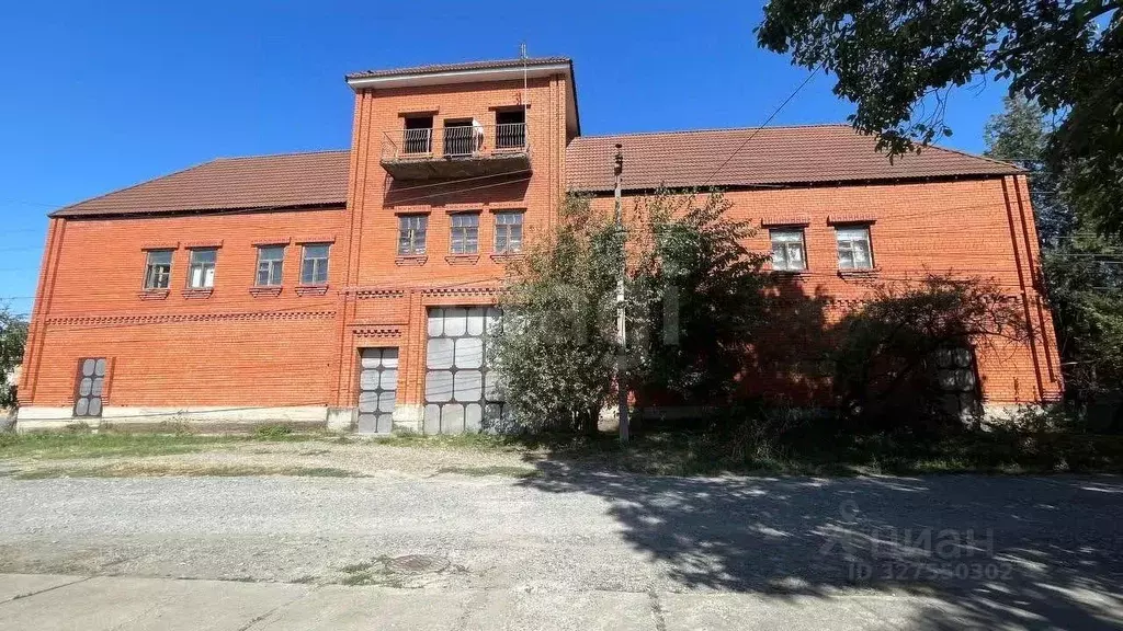 Дом в Ингушетия, Карабулак ул. Гулиева (2400 м) - Фото 2