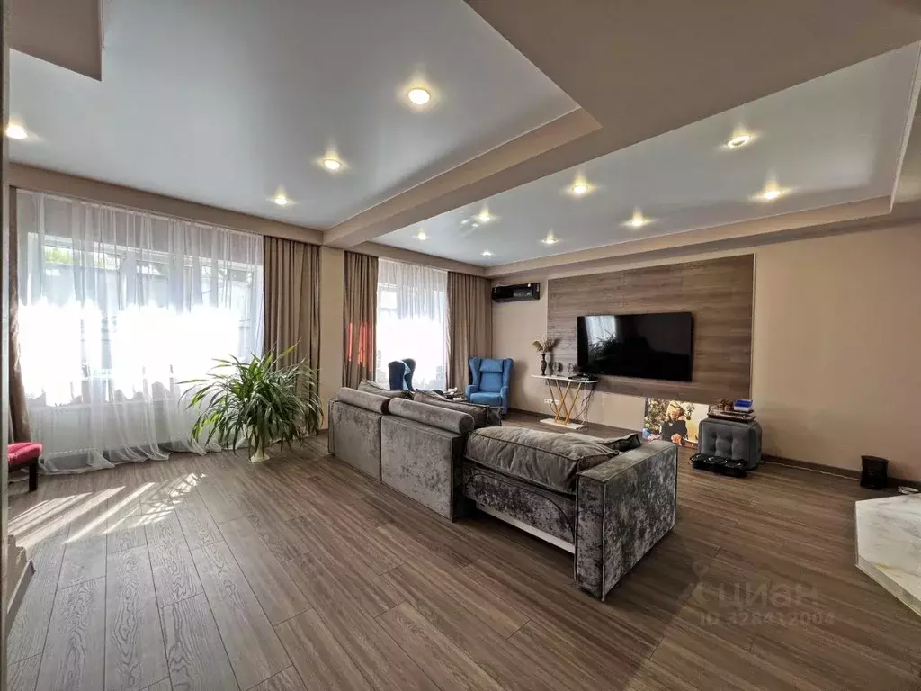 Дом в Крым, Симферопольский район, с. Мирное пер. Железнодорожный (311 ... - Фото 2