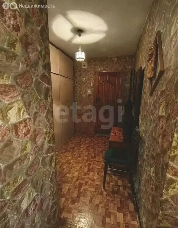2-комнатная квартира: Киров, улица Маклина, 28 (54.5 м) - Фото 1