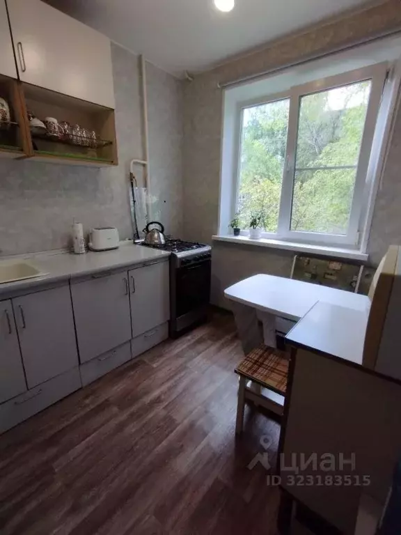 2-к кв. Челябинская область, Челябинск ул. Дзержинского, 85 (43.0 м) - Фото 0