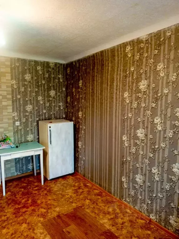 Комната Алтайский край, Рубцовск Тихвинская ул., 18 (13.0 м) - Фото 1