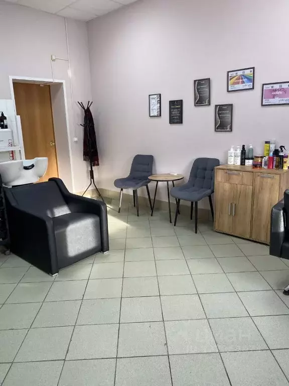 Торговая площадь в Самарская область, Жигулевск ул. Нефтяников, 17 (22 ... - Фото 2