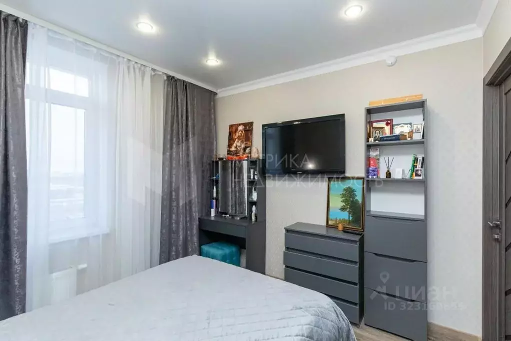 1-к кв. Тюменская область, Тюмень Харьковская ул., 74 (37.0 м) - Фото 1