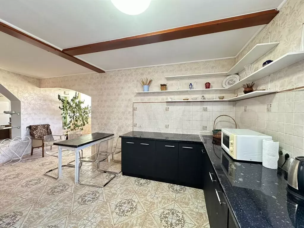 3-к. квартира, 120 м, 5/5 эт. - Фото 0