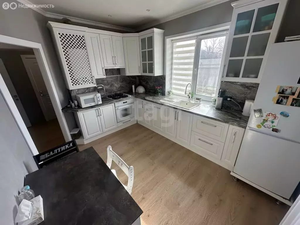 Дом в село Новая Усмань, микрорайон Пчёлка, Садовая улица, 1А (120 м) - Фото 1