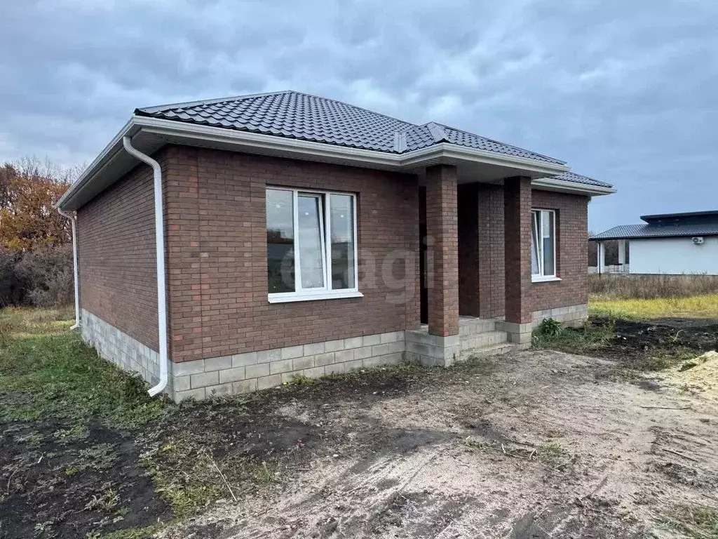 Дом в Белгородская область, Белгородский район, Пушкарское с/пос, с. ... - Фото 1