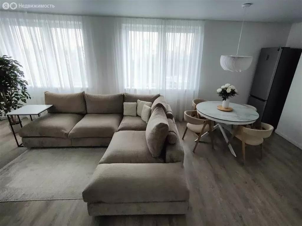 3-комнатная квартира: Екатеринбург, улица Крауля, 82А (64 м) - Фото 0
