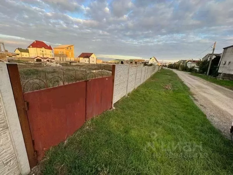 Участок в Крым, Феодосия городской округ, с. Береговое ул. Волошина ... - Фото 1